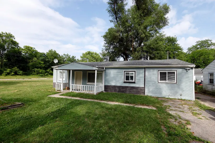 890 Dons Drive, Ypsilanti, MI 48198 - #2