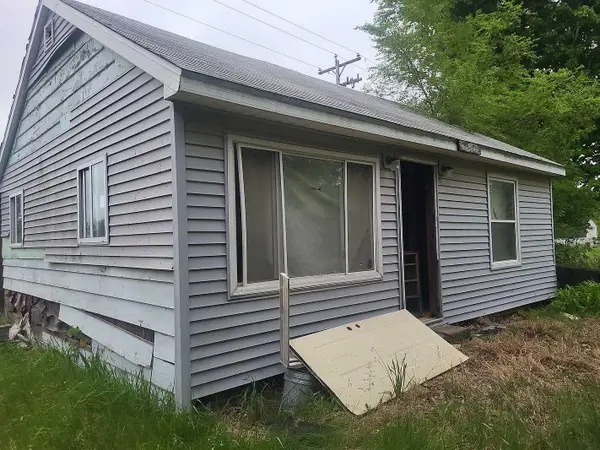 5971 Baseline Road, Grand Junction, MI 49056