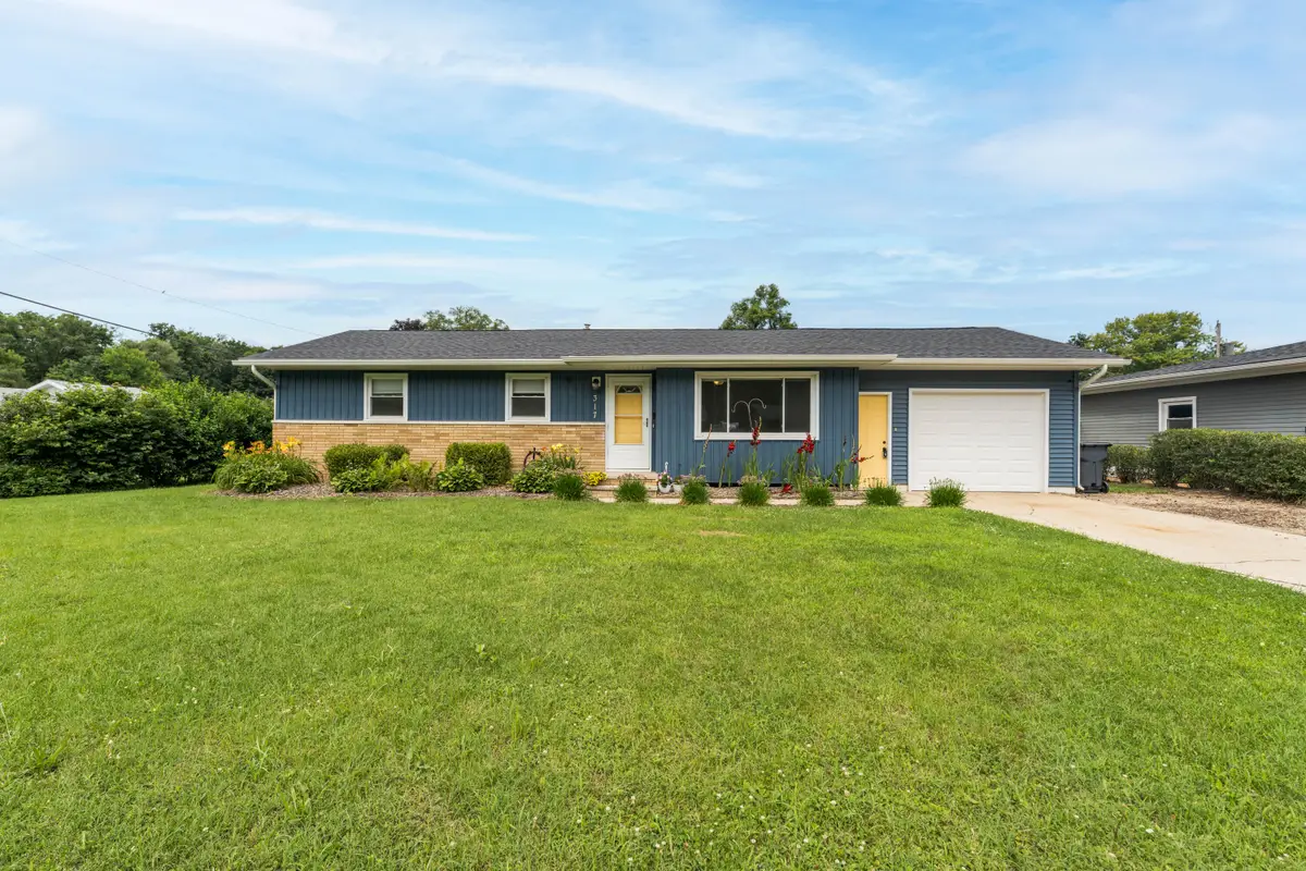 317 E Washington Street, Berrien Springs, MI 49103 - #1