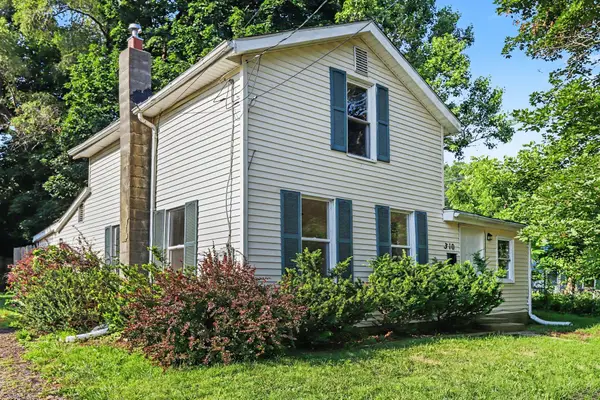 310 Locust Street, Marshall, MI 49068