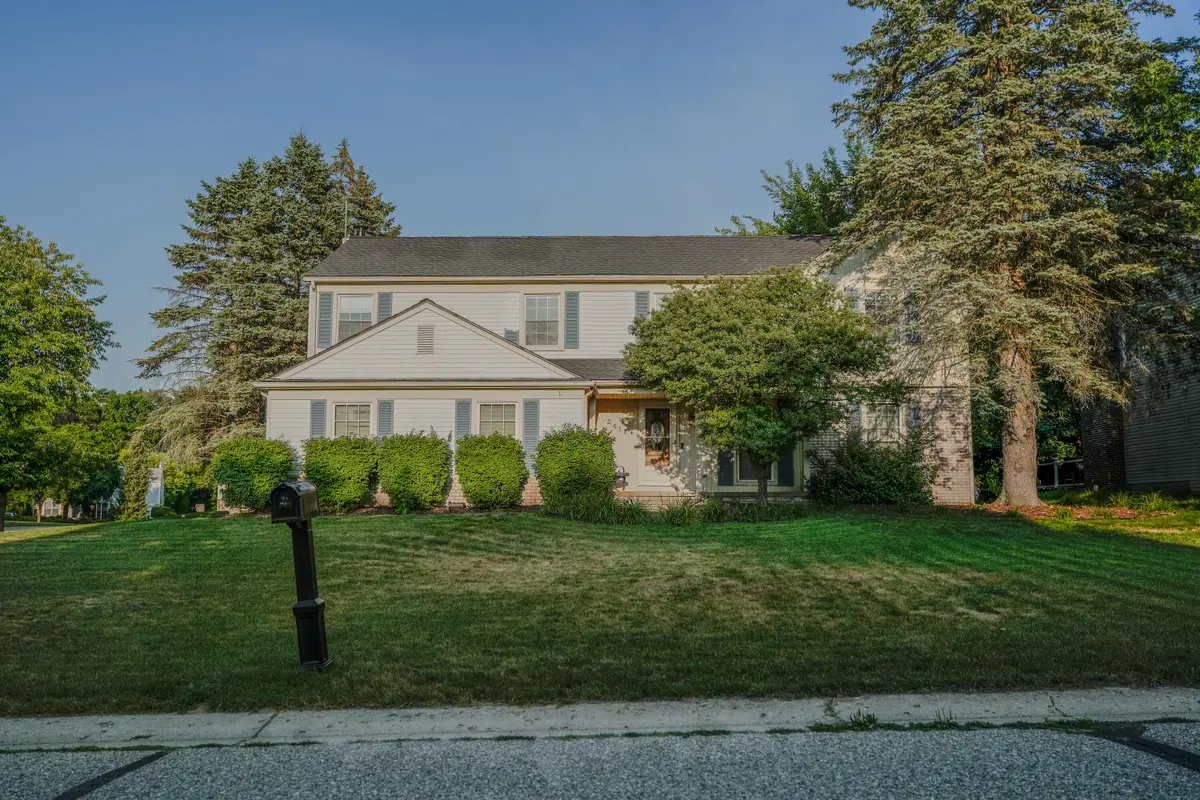 2411 Weathervane Road, West Bloomfield, MI 48324 - #1