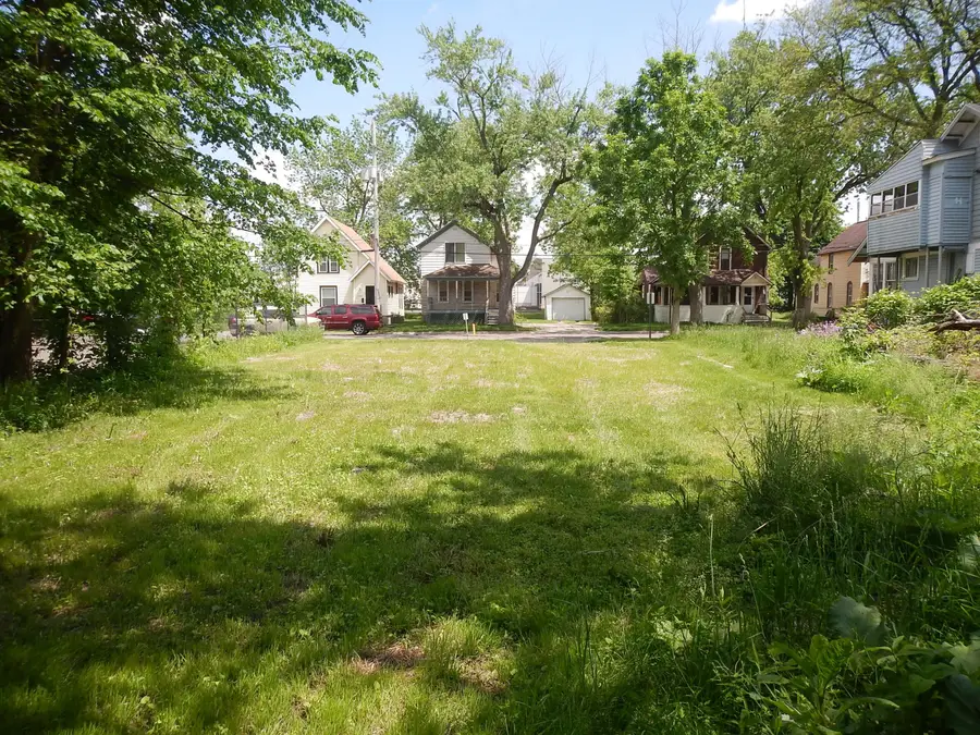 1423 N Edwards Street, Kalamazoo, MI 49007 - #2