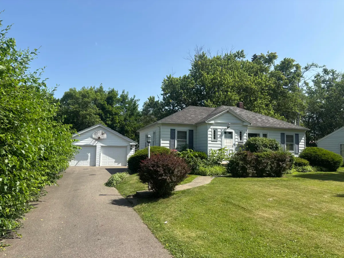 341 E Glenguile Avenue, Kalamazoo, MI 49004 - #1