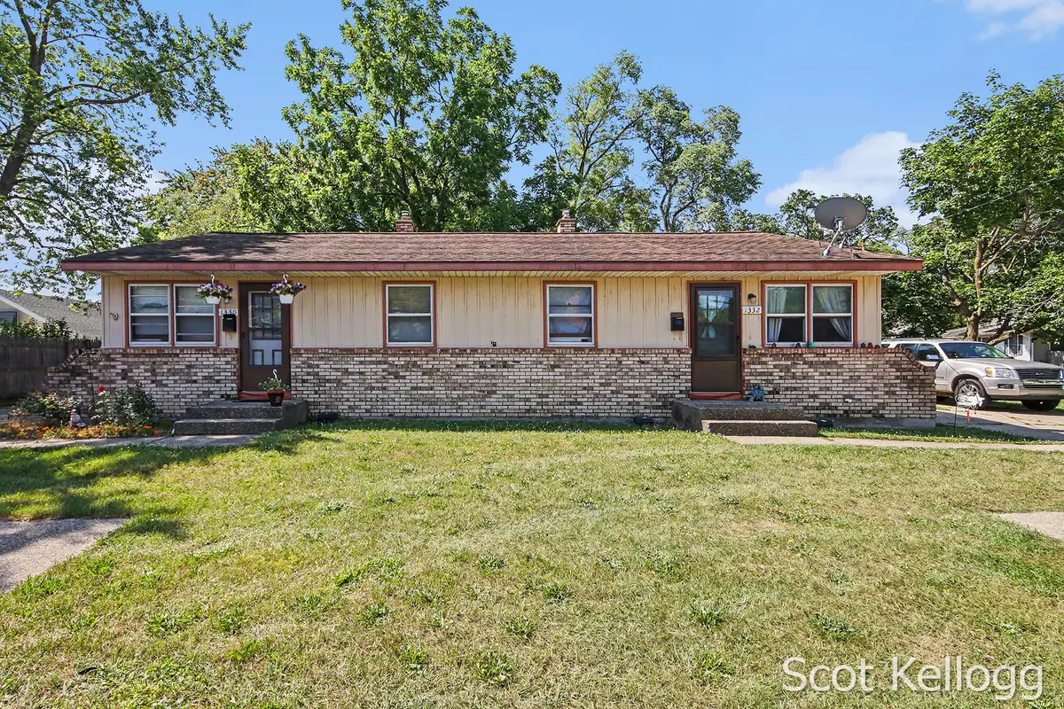 1330-1332 36th Street Sw, Wyoming, MI 49509 - #1