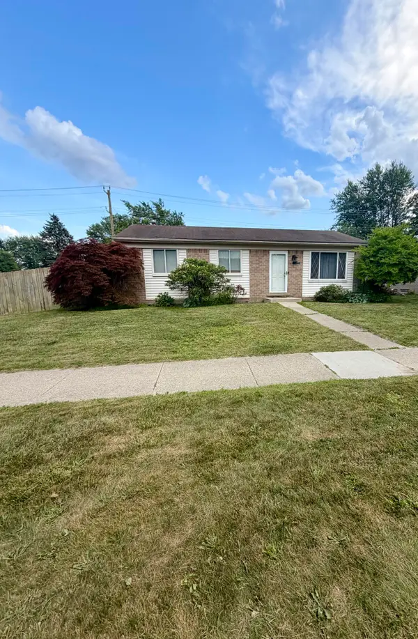 41559 Mc Kinley Street, Belleville, MI 48111