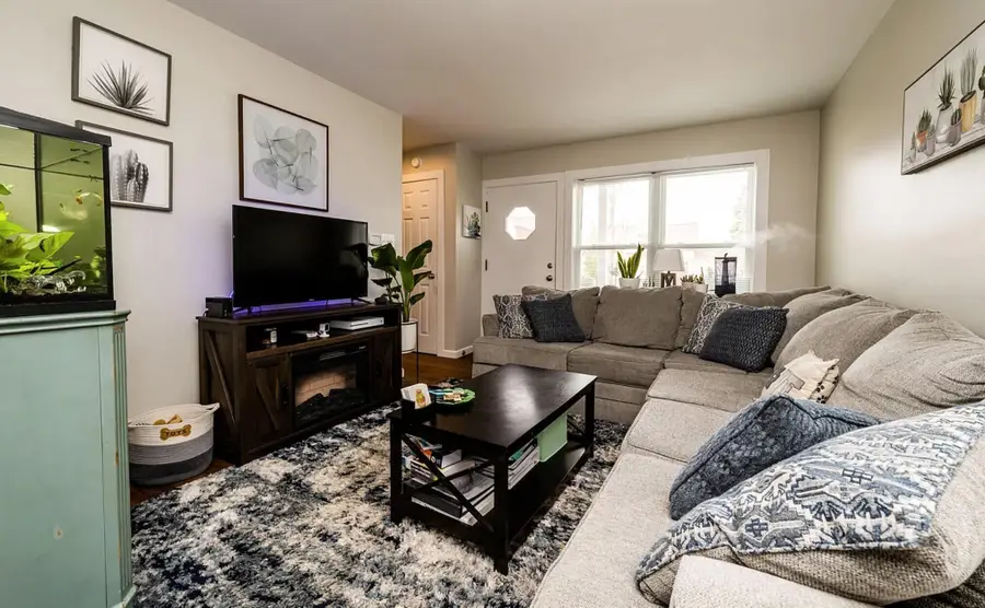 934 Michigan Avenue, Saint Joseph, MI 49085 - #2