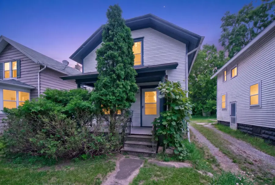 305 Watts Street, Jackson, MI 49203 - #2