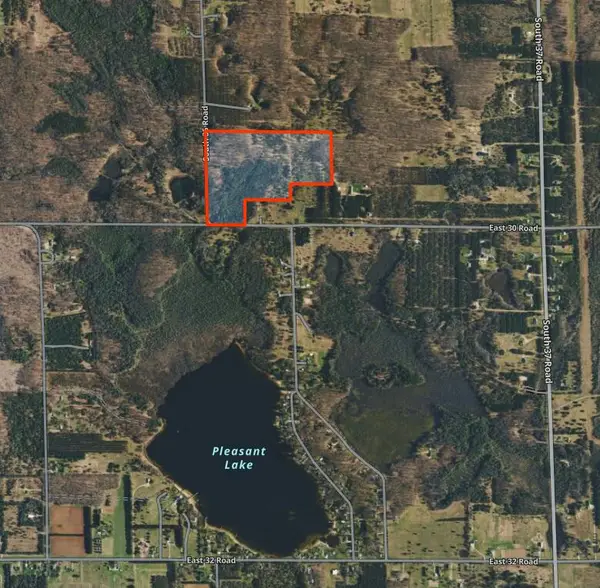 V/L S 35 Road, Cadillac, MI 49601