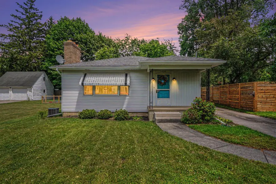 1234 Fay Avenue Nw, Grand Rapids, MI 49504 - #2