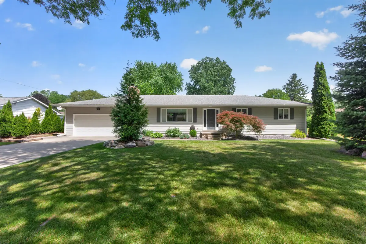 815 Kennedy Street, Jackson, MI 49202 - #1