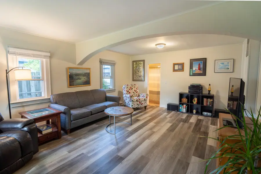 1124 Kusterer Drive Nw, Walker, MI 49534 - #3