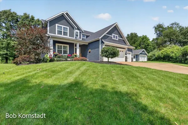 8059 Buttrick Ridge Trail Se, Alto, MI 49302