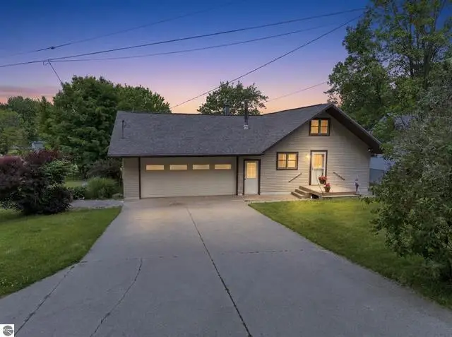 10876 Lockwood Drive, Cadillac, MI 49601 - #1