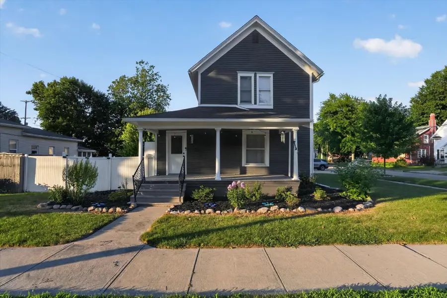 125 E Lincoln, Grand Ledge, MI 48837 - #3