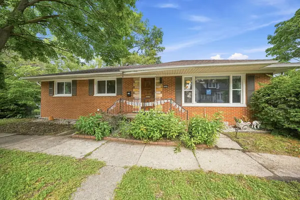 204 Edgewood Place, Ferndale, MI 48220