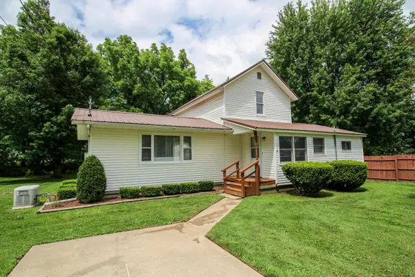 617 E Read Street, Marcellus, MI 49067