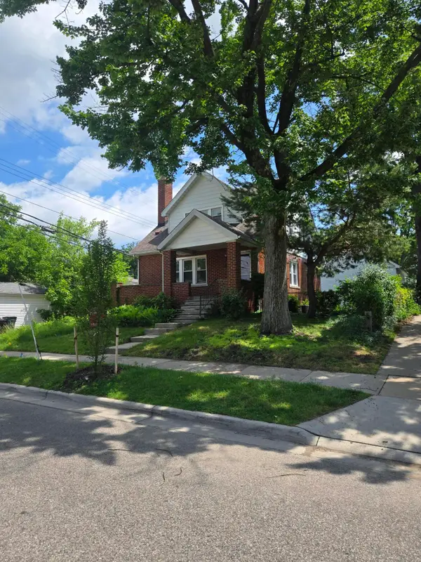 928 Maplegrove Avenue, Royal Oak, MI 48067