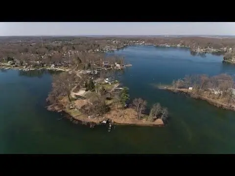 12387 Sunset Point Drive, Plainwell, MI 49080