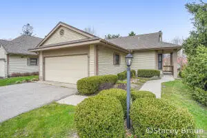 2143 Deer Hollow Drive Se, Grand Rapids, MI 49508