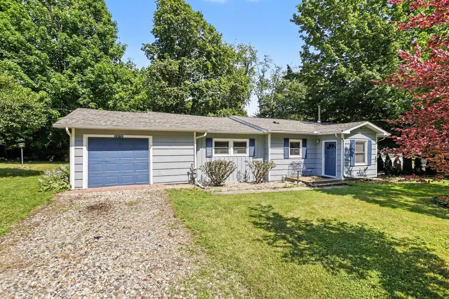69179 Section Street, Edwardsburg, MI 49112 - #2