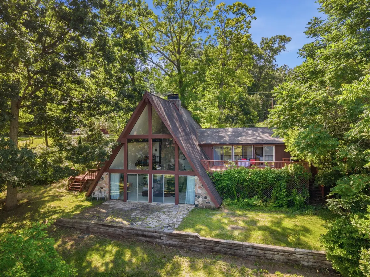 11881 Westshore Drive, Pinckney, MI 48169 - #1