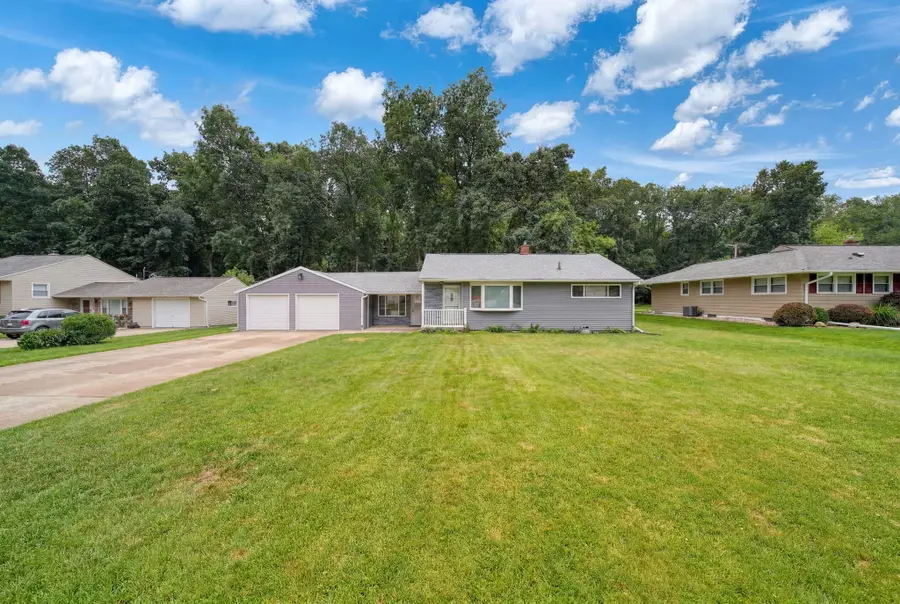 1511 Strathmoor Lane, Jackson, MI 49203 - #2
