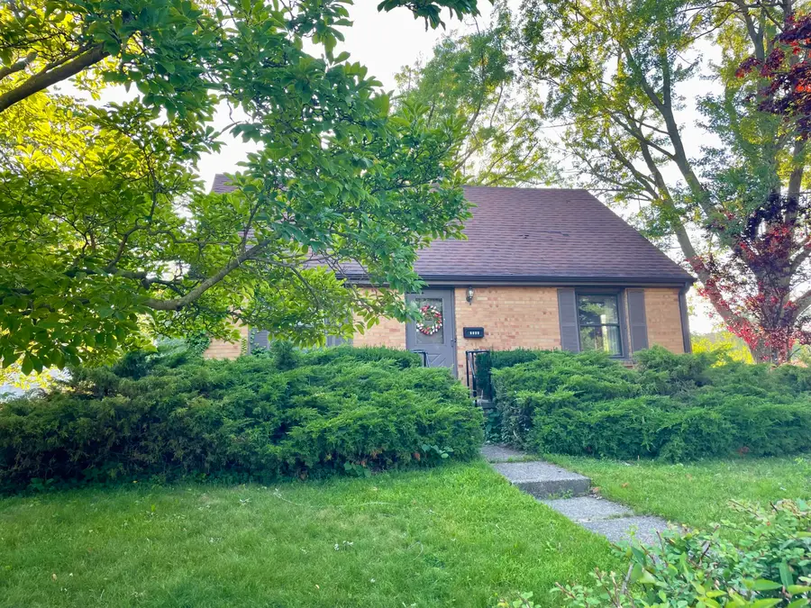 2308 Coles Avenue, Saint Joseph, MI 49085 - #3