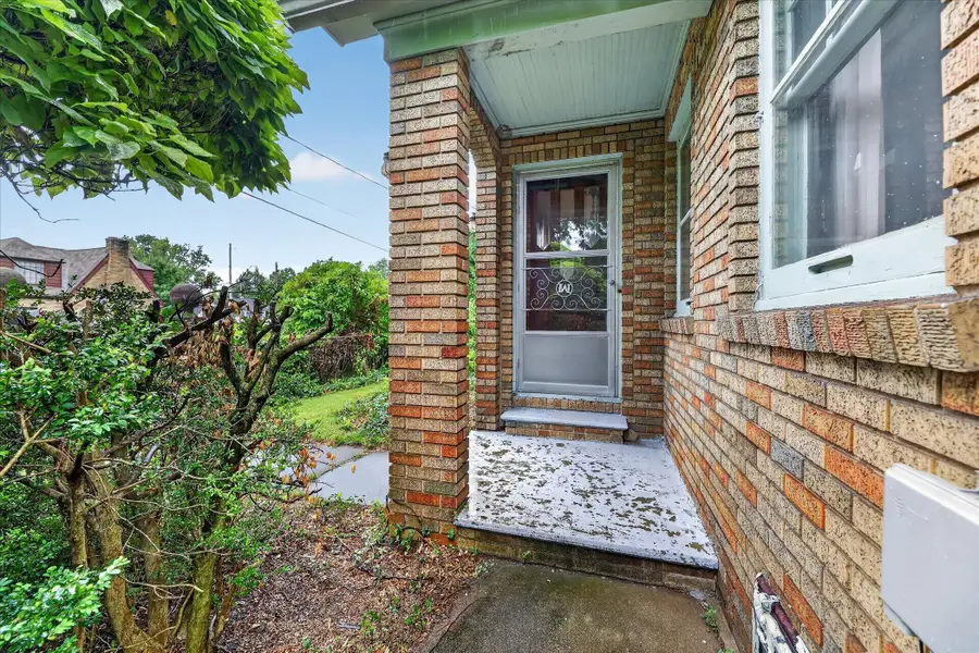 1124 Ashley Drive, Kalamazoo, MI 49048 - #3