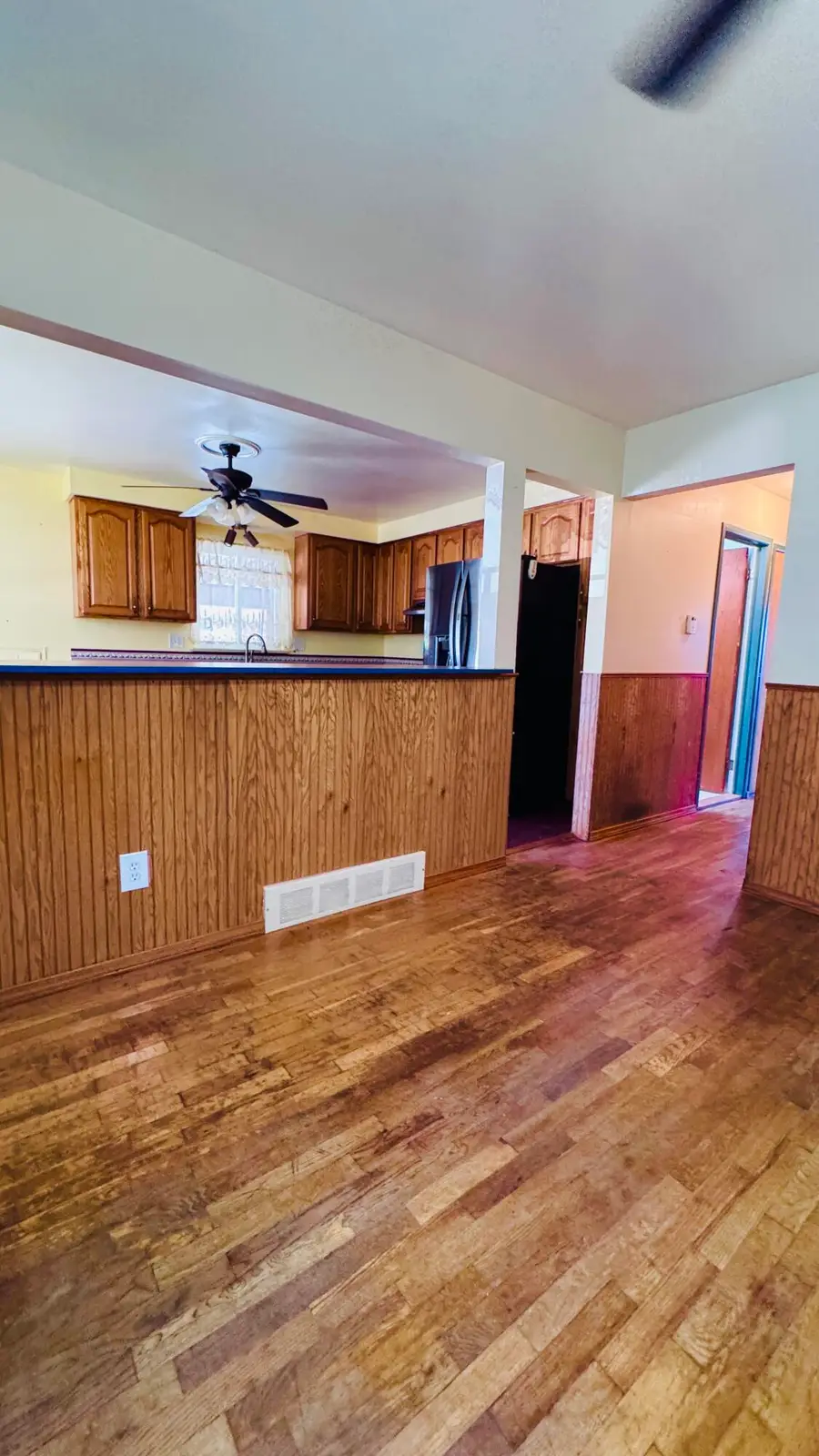 820 S Venoy Road, Westland, MI 48186 - #3