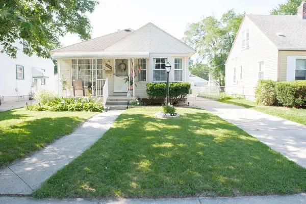24737 Union Street, Dearborn, MI 48124