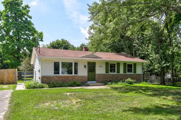 4537 W Ab Avenue, Plainwell, MI 49080