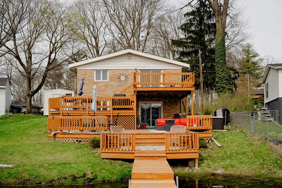 4733 Shore Drive, Coloma, MI 49038 - #1