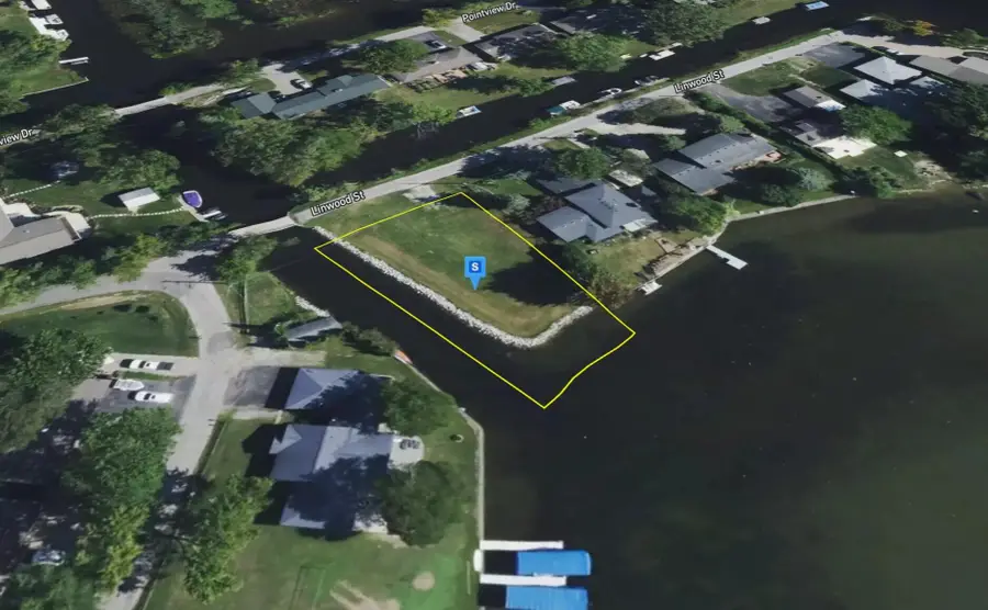 4545 Linwood Street, West Bloomfield, MI 48324 - #2