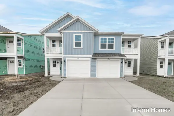 916 Indiana Avenue #15, South Haven, MI 49090
