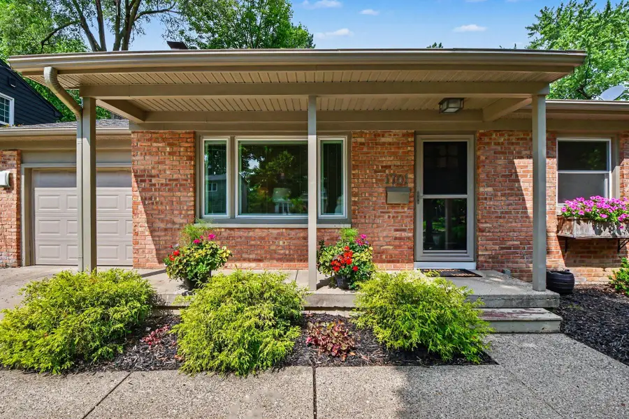 1701 Whitfield Road Se, Grand Rapids, MI 49506 - #2
