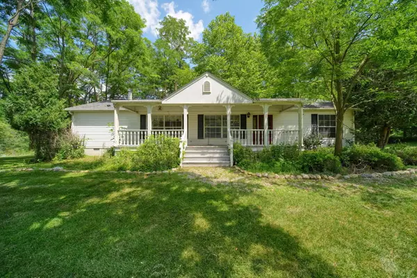 4490 Dey Highway, Hudson, MI 49247