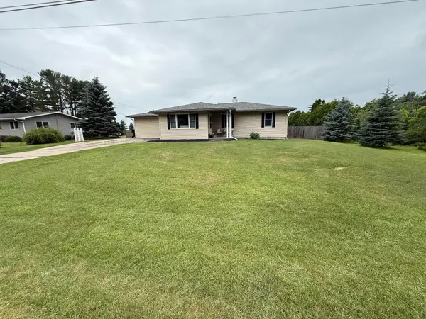 1400 Perry Street, Manistee, MI 49660