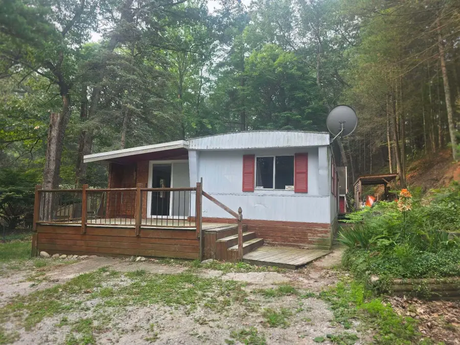 6115 S Lakeshore Drive, Pentwater, MI 49449 - #2