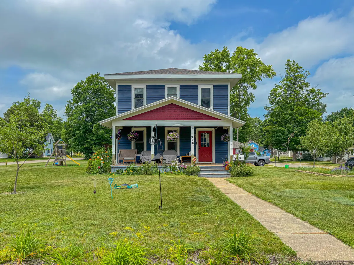 326 W Bridge Street, Big Rapids, MI 49307 - #1