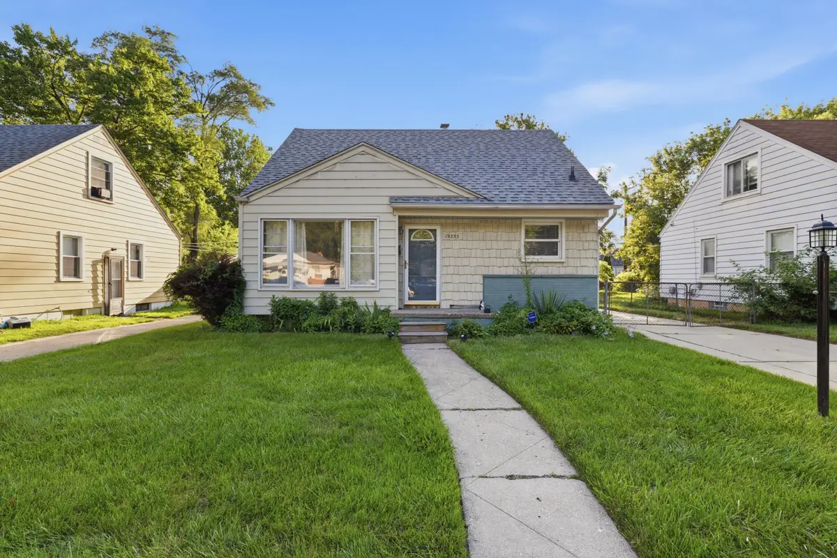 19353 Denby Street, Redford, MI 48240 - #1