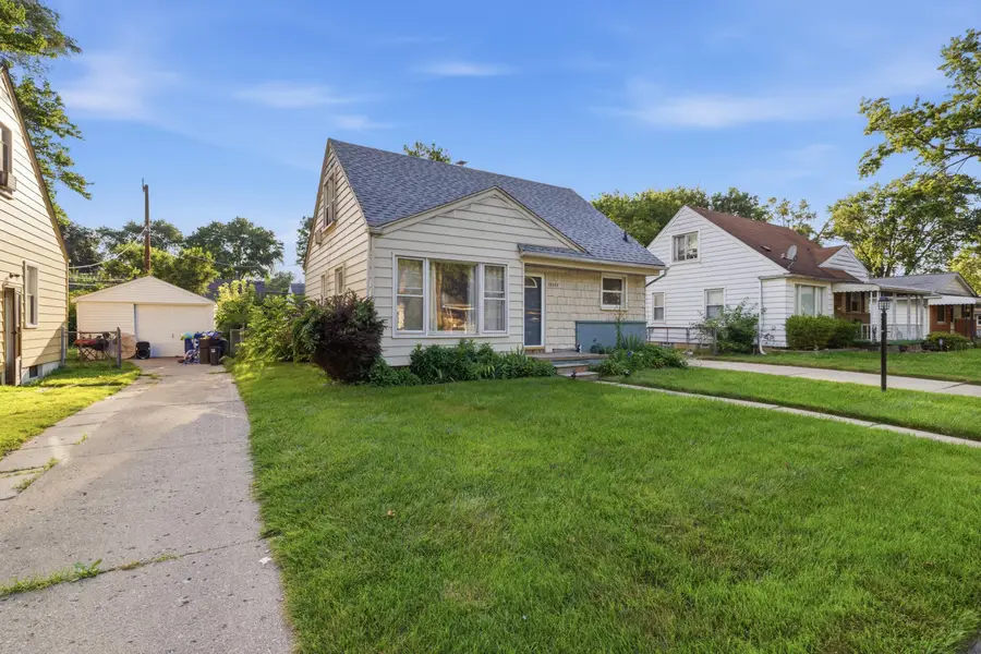 19353 Denby Street, Redford, MI 48240 - #3