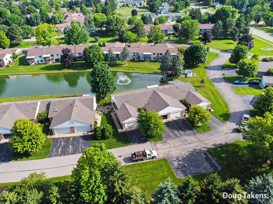 867 Bayou Drive Sw, Byron Center, MI 49315 - #3