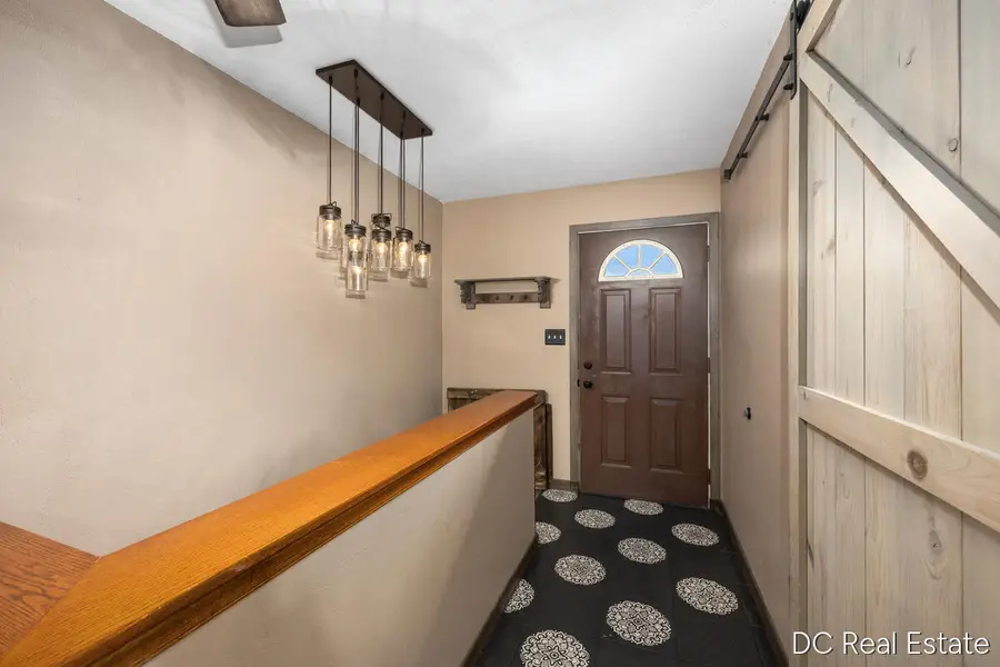 15721 W Almy Road, Howard City, MI 49329 - #3