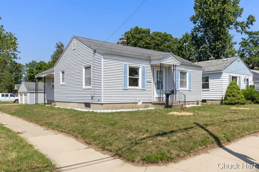 4639 Walton Avenue Sw, Grand Rapids, MI 49548 - #2