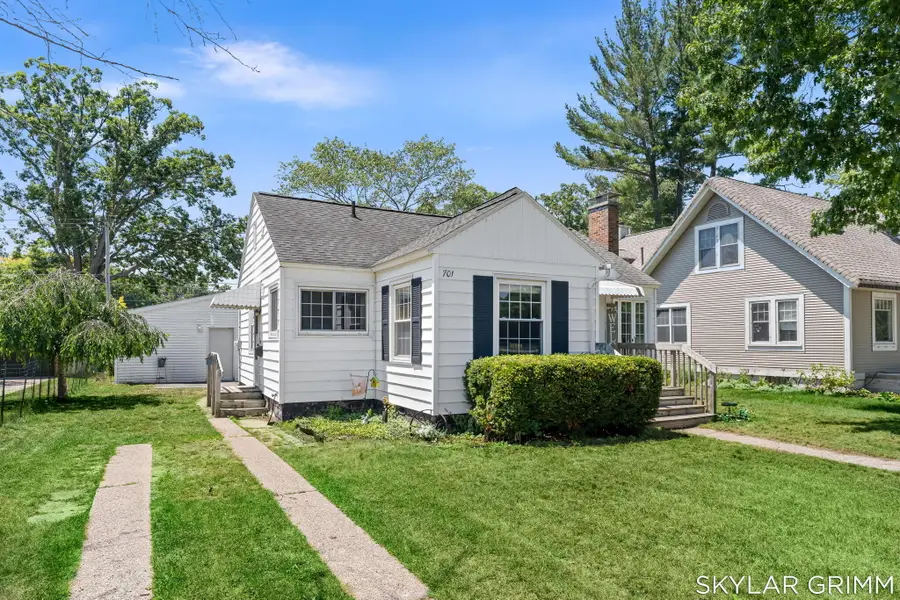 701 Fowler Street, Muskegon, MI 49445 - #3