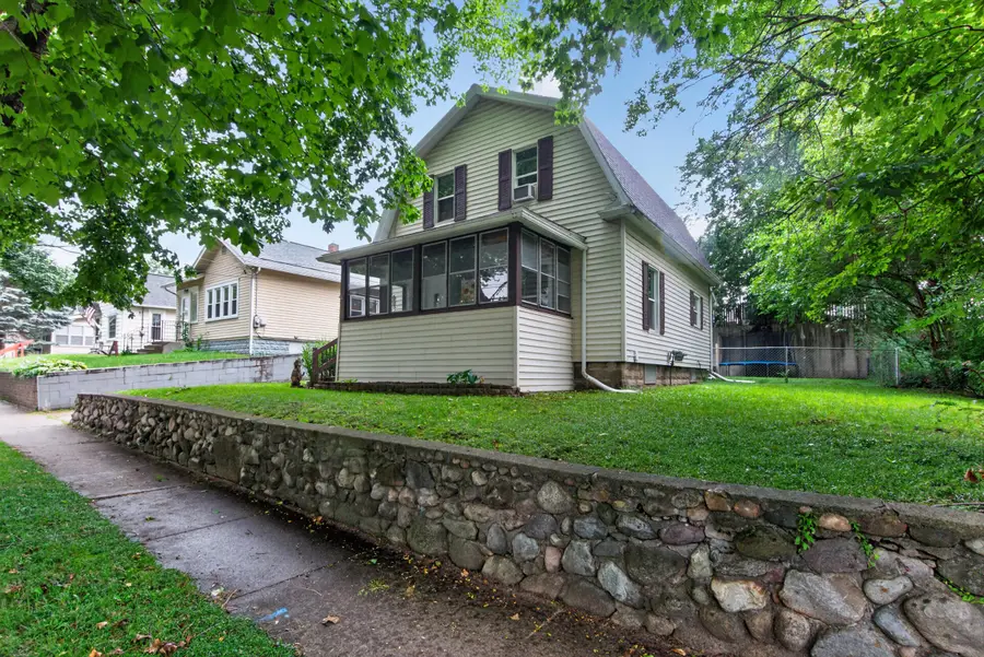 916 Lincoln Street, Jackson, MI 49202 - #2