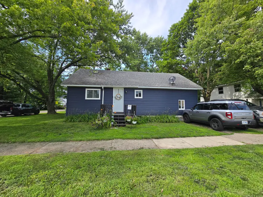 409 Norwood Avenue, Sturgis, MI 49091 - #2