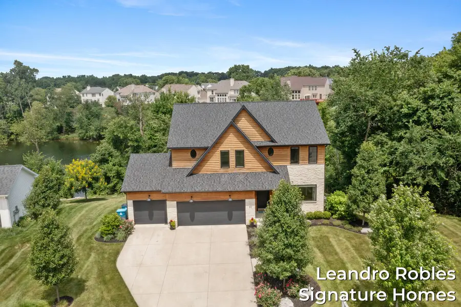 6 Fox Point Court Ne, Ada, MI 49301 - #2