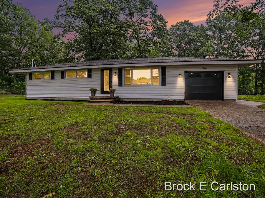 1288 Aspacia Street, Muskegon, MI 49445 - #2