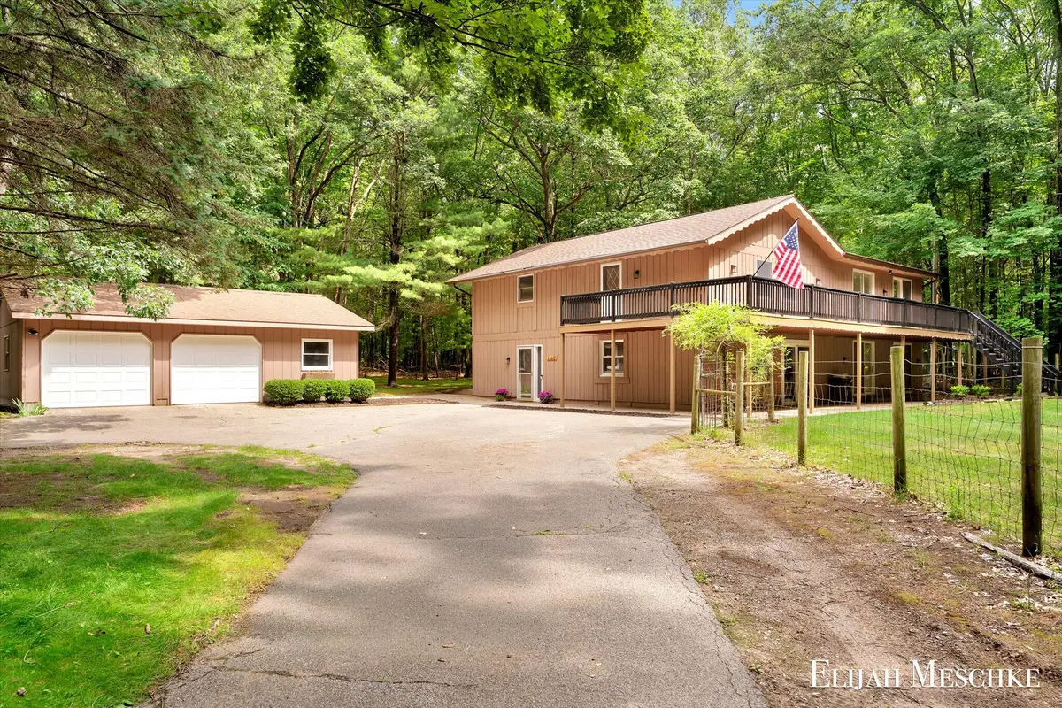 1160 Scenic Drive, Muskegon, MI 49445 - #1